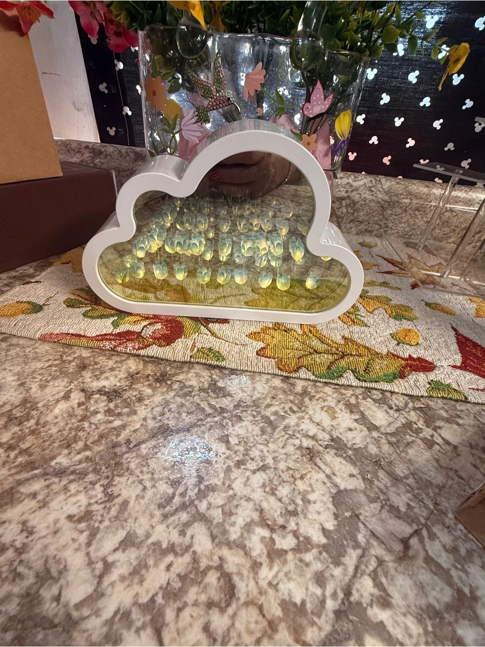 White Cloud-Shaped LED Accent Storage Box